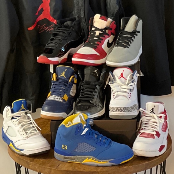 Other - Nike Air Jordan Bundles!!! Sneakers, hoodies, zip-ups, sweat shirt and shorts!